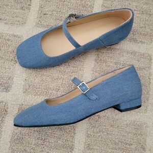 NIB Alohas Por do Sol Ballet Flat 37  Denim Blue